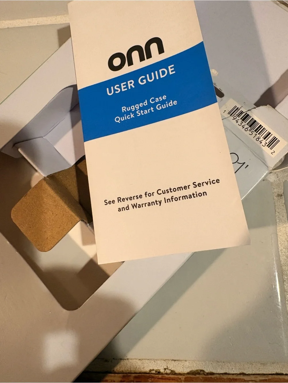 Rugged Black Protective Phone Case - Brand : Onn. New with box.
